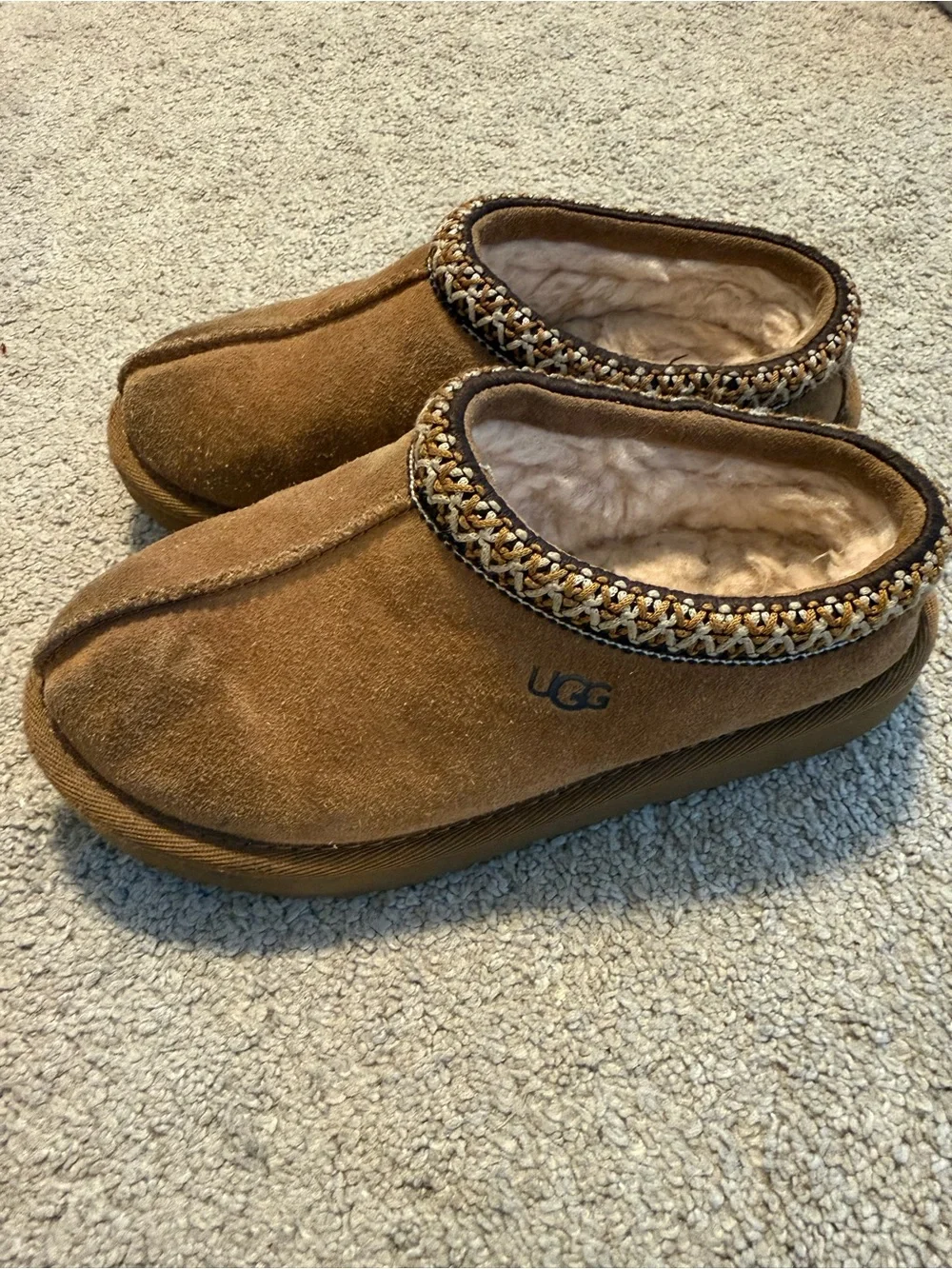 UGG kids Chestnut Brown Suede Slip-On Mule with Braided Trim